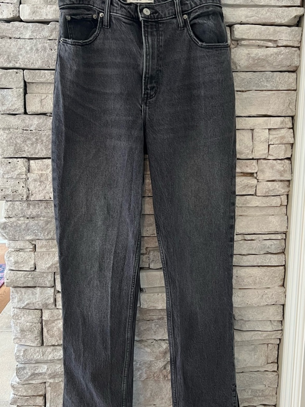 Abercrombie 90’s Curve Love Black Wash Straight Jeans 28 High Rise Split Hem